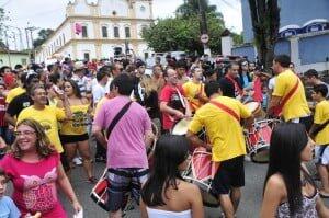 Bloco Esquenta do Sambão, um dos que passaram pelo Centro Histórico de Parnaíba