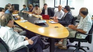 Integrantes do Fórum de Desenvolvimento Regional em reunião