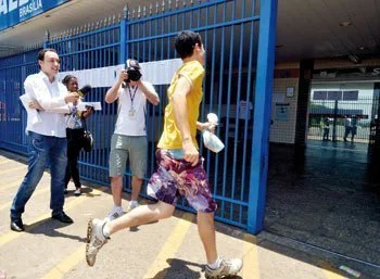 Redação do Enem deve trazer  temas sociais, diz professora