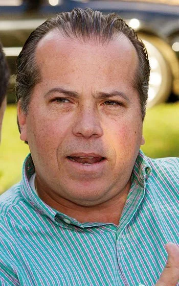 Candidato tem apoio de prefeito e dos vereadores em Cotia