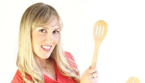 Depois de reality show, Sandra Matarazzo lança livro de receitas