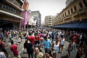 Brasil melhora IDH em 2014, mas cai uma posição no ranking mundial