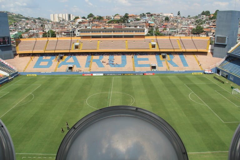 São Paulo e Flamengo se enfrentam pela Copa São Paulo na Arena Barueri nesta quarta, 20
