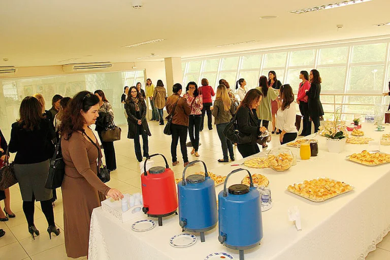 Café com mulheres empreendedoras
