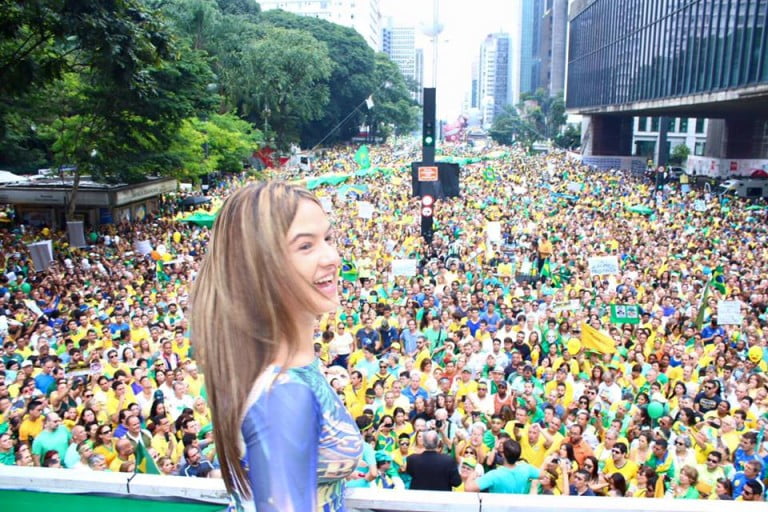 Políticos da região participam de manifestação em São Paulo