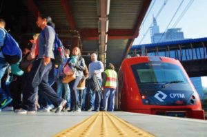 De acordo com a CPTM, o controle é constrante, mas restos de alimentos jogados nas estações podem atrair ratos Foto: Jean Philippe Vasconcelos