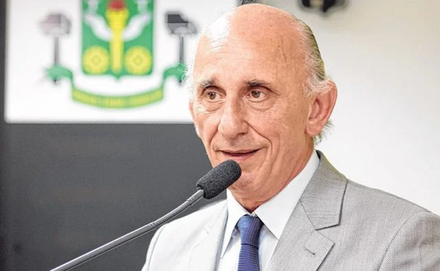 Caça Fantasmas: André Sacco renuncia e outros três vereadores presos pedem licença