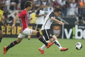 Corinthians e São Paulo fazem clássico em Itaquera