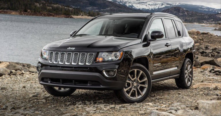 Após sucesso de Renegade e Cherokee, Jeep Compass chega em outubro