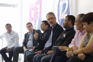 Lapas reforça campanha online e Lins visita Giglio