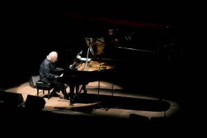 Maestro João Carlos Martins se apresenta no Sesi Osasco