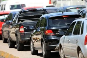 Veículos com placa de final 9 e caminhões com finais 6, 7 e 8 tem última semana para licenciamento