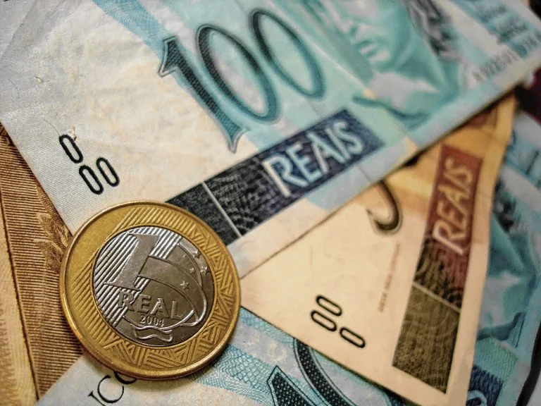 Saque do FGTS inativo  começa nesta sexta, 10