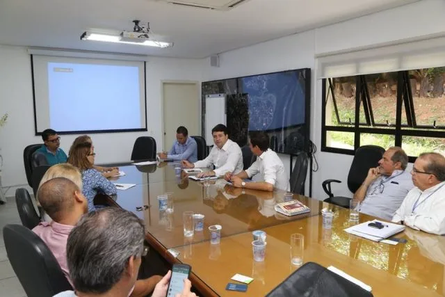Prefeito cobra Eletropaulo