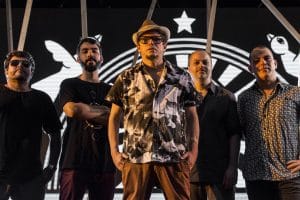 Mundo Livre SA mostra seu "Mangue bit ao vivo" no Sesc Osasco