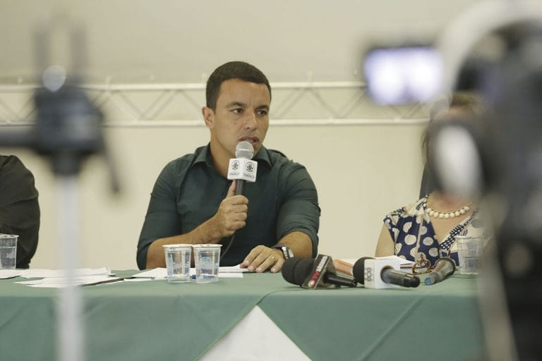 Repasse dos PSs do Santo Antonio e Osmar Mesquita a OSs vão acontecer “ainda este ano”, diz Rogério Lins