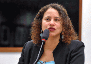Luciana Santos é presidente nacional do PCdoB e deputada federal por Pernambuco / Foto: Divulgação