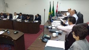 Vereadores cobram informações sobre serviços terceirizados na Prefeitura