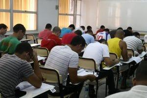 Inscritos fazem concurso público