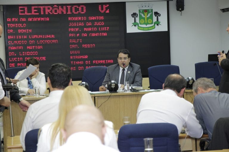 Lindoso avalia que redução de assessores ajuda a melhorar imagem da Câmara após Operação Caça Fantasmas