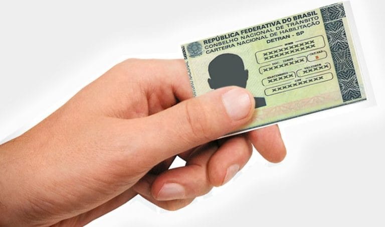 Aplicativo do Detran.SP oferece simulado para prova da CNH