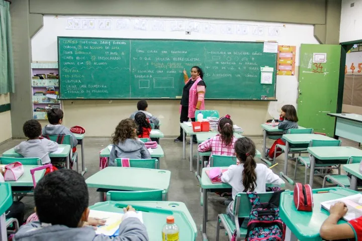 Inscrições abertas para concurso que vai dar prêmio de até R$ 12 mil a professores
