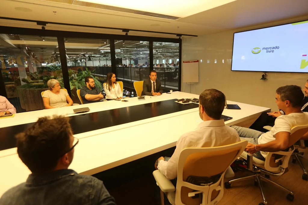 Rogério Lins visita sede do Mercado Livre em Osasco - Foto: Serginho Gobatti/SECOM/Osasco