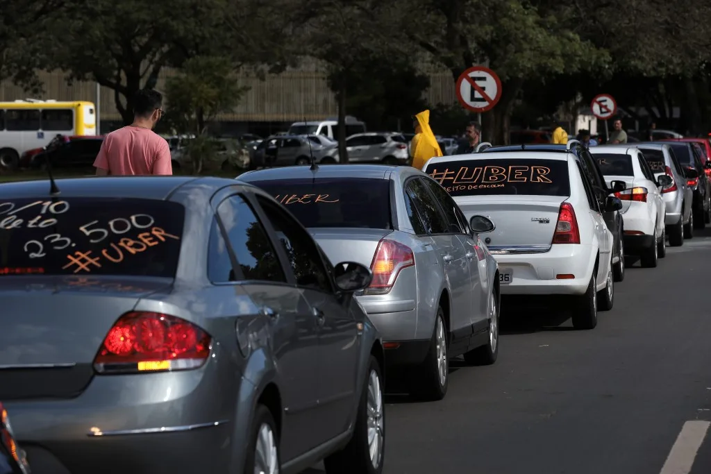 Justiça derruba Uber