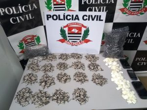 homens presos pela polícia em Osasco