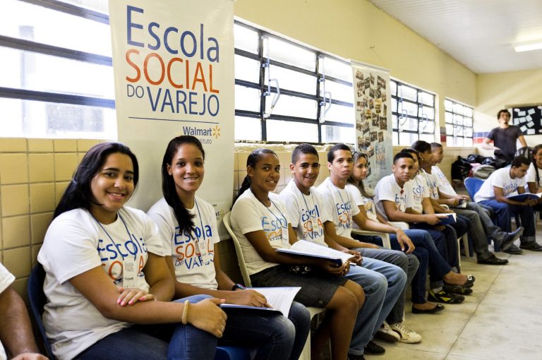 Em Osasco, Escola do Varejo do Instituto Walmart abre 100 vagas para jovens