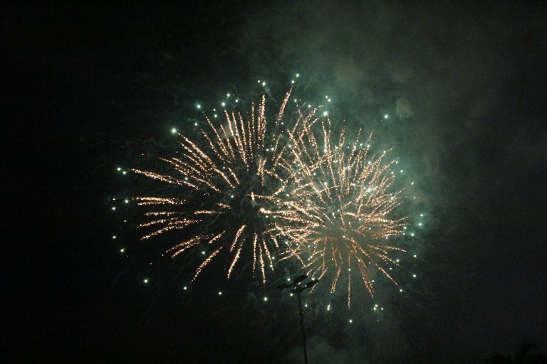 Show pirotécnico celebra o padroeiro de Barueri nesta segunda (24)