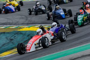 Lucas Veloso piloto itapevi
