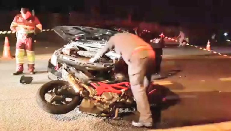 Moradores de Cotia, irmãos morrem em acidente de moto na Raposo