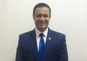 arildo vereador cotia levou um pau