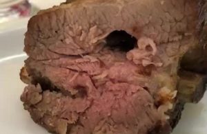 carne larvas churrascaria