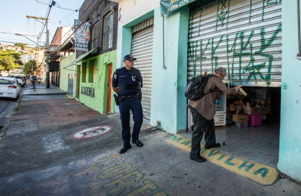 gcm fecha comércios que desobedeceram decreto contra coronavírus em Itapevi