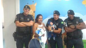 GCMs salvam vida de bebê engasgado em Carapicuíba