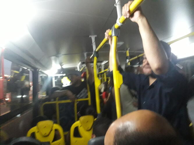 ônibus cheio coronavírus