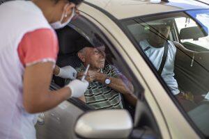 Cotia terá drive thru de vacinação contra a gripe na quinta e sexta-feira (24)