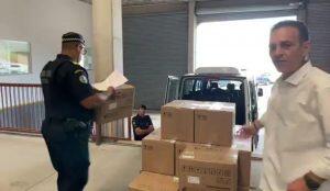 Prefeitura de Cotia é obrigada a devolver respiradores retirados de fábrica pelo vice-prefeito