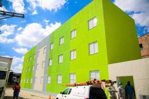 Prefeitura de Osasco entrega apartamentos para moradores do Rochdale