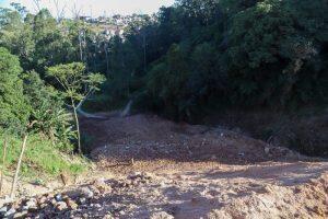 despejo irregular de terra Osasco