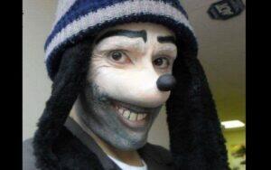 homem pateta Jonathan Galindo