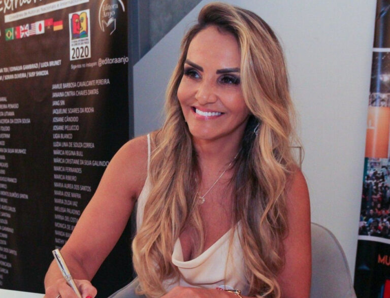 Primeira-dama de Santana de Parnaíba lança canal para mulheres no YouTube
