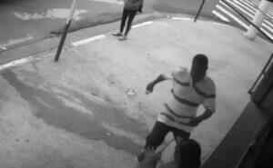 homem agride ex-mulher em Osasco