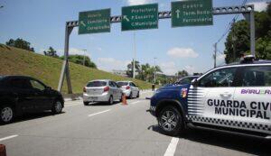gcm-de-barueri-realiza-operacao-natal-mais-seguro-0
