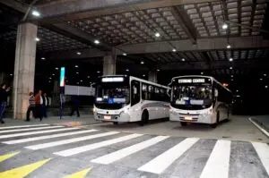 ônibus carapicuíba