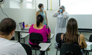 campanha de vacinação contra a covid-19 Carapicuíba