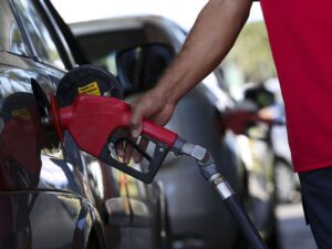 posto combustíveis