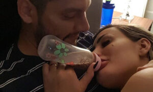 andressa urach tomando mamadeira